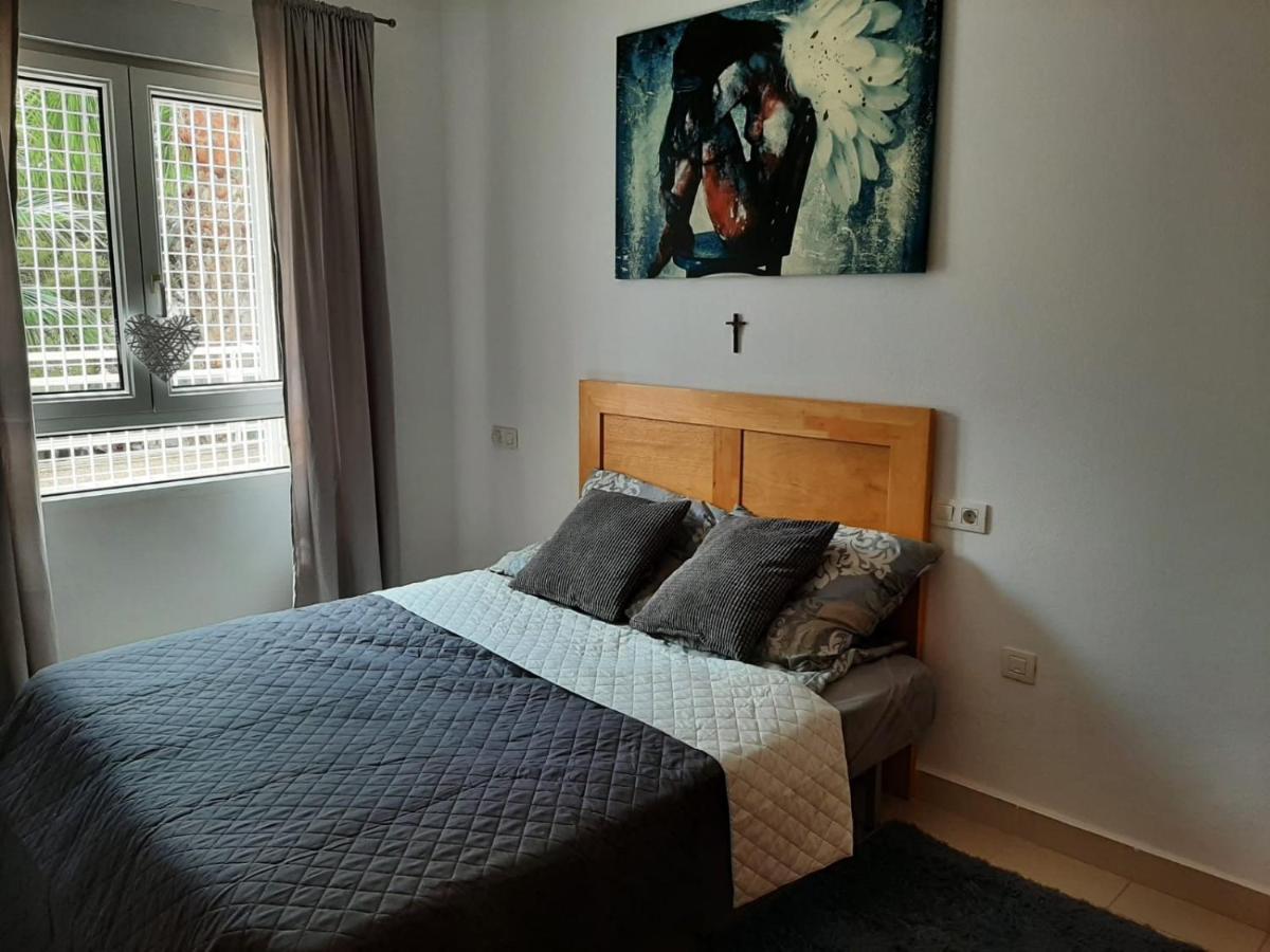 Apartamento Ines, Dehesa De Campoamor,900M From The Sea , Swimming Pool & Tennis Court Bagian luar foto